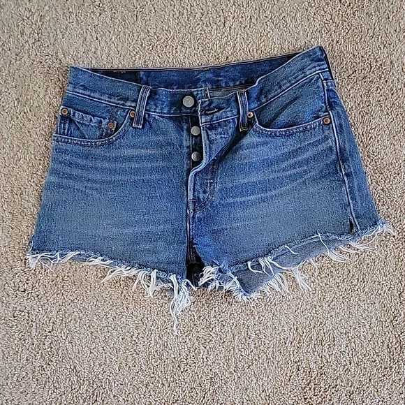 Levis 501 cutoff shorts - Picture 1 of 5